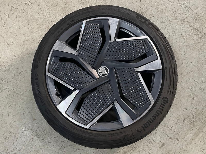 Skoda Enyaq vaihtoauto