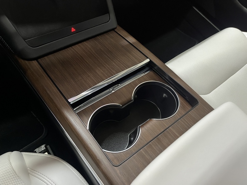 Tesla Model S vaihtoauto