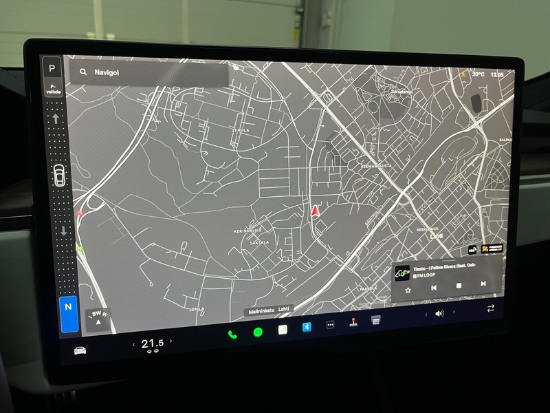 Tesla Model S vaihtoauto