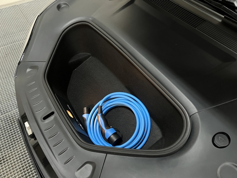 Tesla Model S vaihtoauto