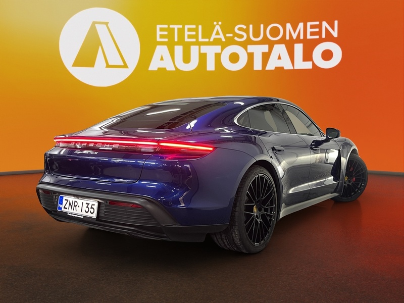 Porsche Taycan vaihtoauto