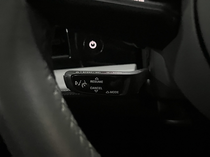 Porsche Taycan vaihtoauto