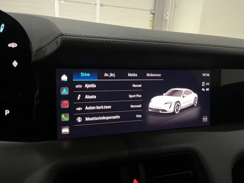 Porsche Taycan vaihtoauto