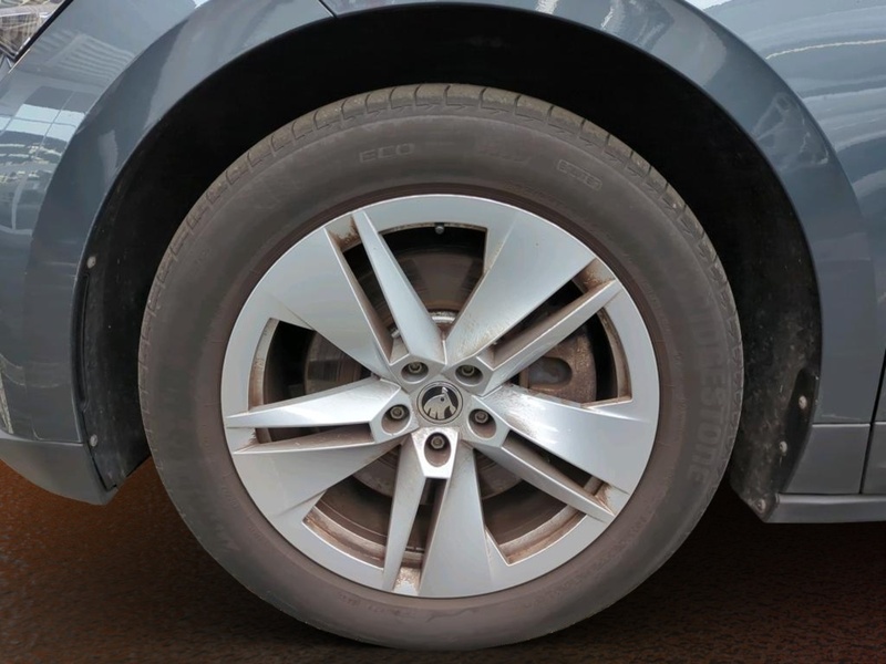 Skoda Enyaq vaihtoauto