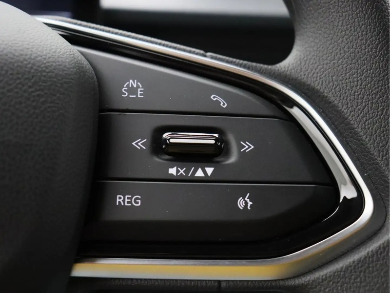 Maxus e-Deliver 5 vaihtoauto