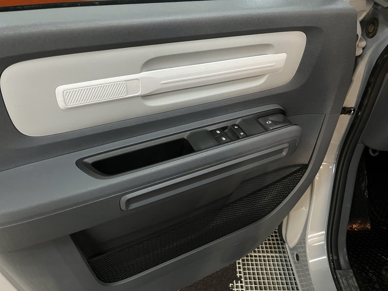 Maxus e-Deliver 5 vaihtoauto