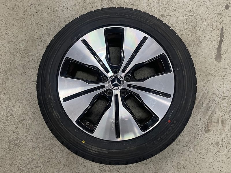 Mercedes-Benz EQC vaihtoauto