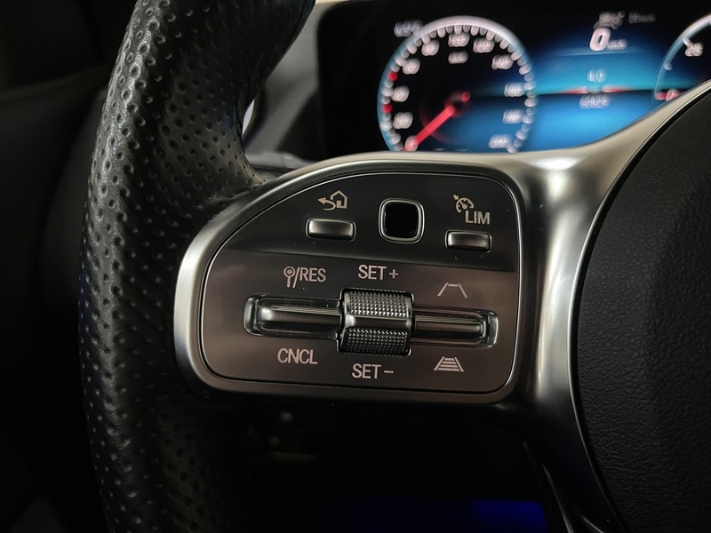 Mercedes-Benz EQA vaihtoauto