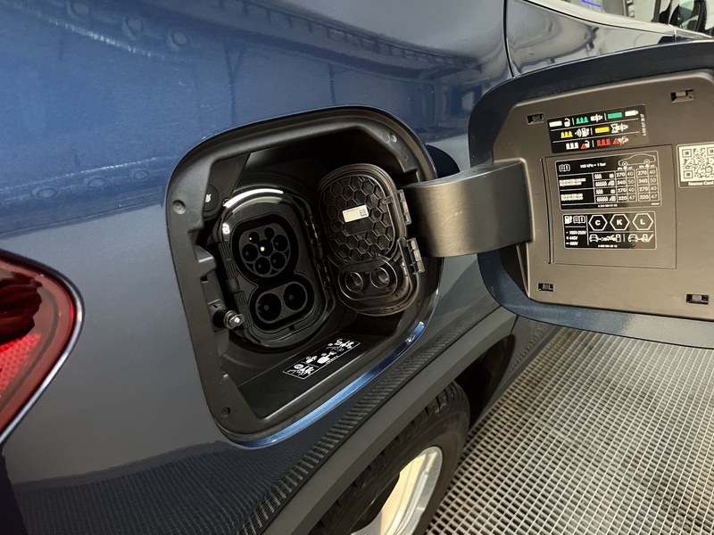 Mercedes-Benz EQA vaihtoauto