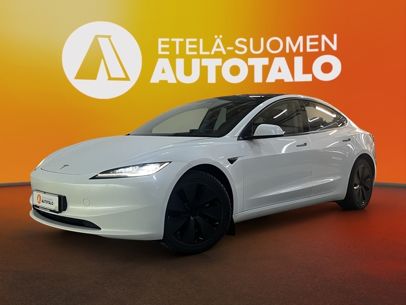 Tesla Model 3 vaihtoauto