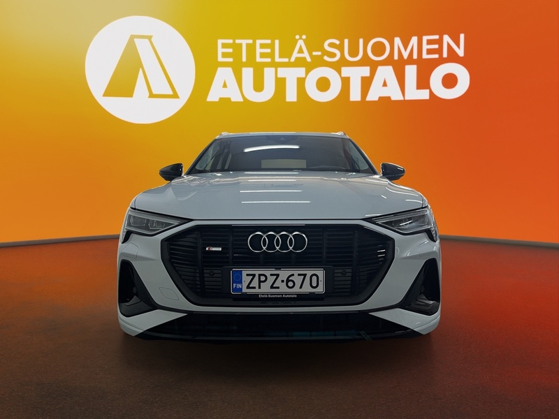 Audi e-tron vaihtoauto