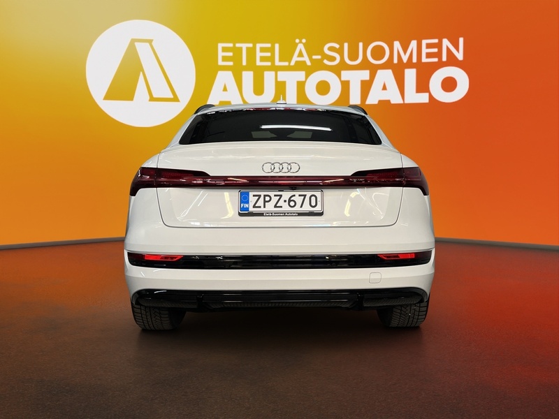 Audi e-tron vaihtoauto