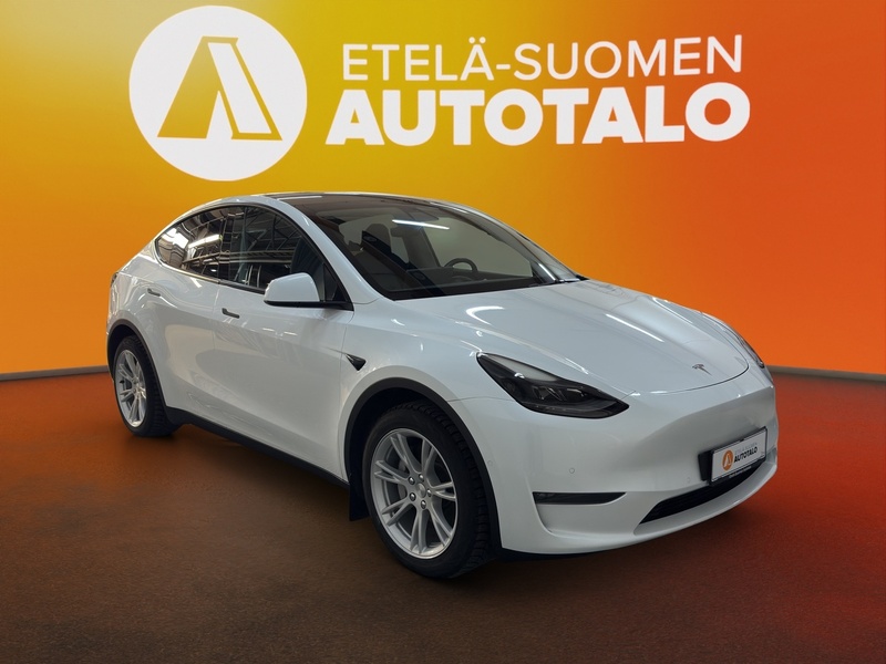 Tesla Model Y vaihtoauto