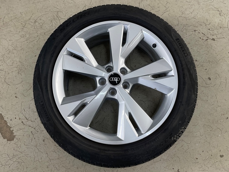 Audi Q4 e-tron vaihtoauto