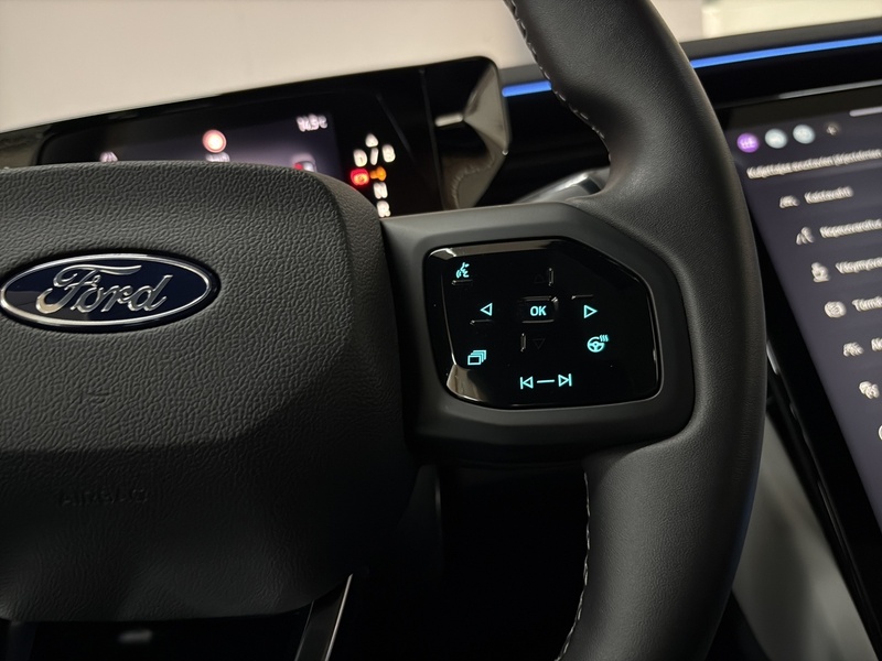 Ford USA Explorer vaihtoauto