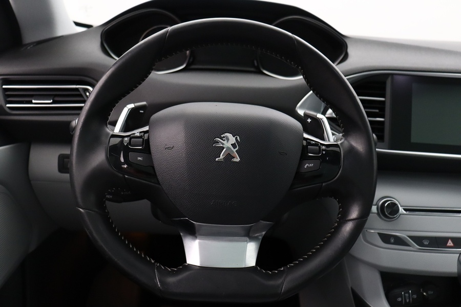 Peugeot 308 vaihtoauto