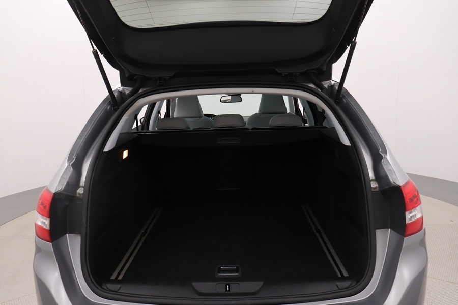 Peugeot 308 vaihtoauto