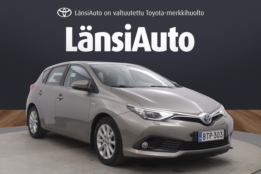 Toyota Auris vaihtoauto