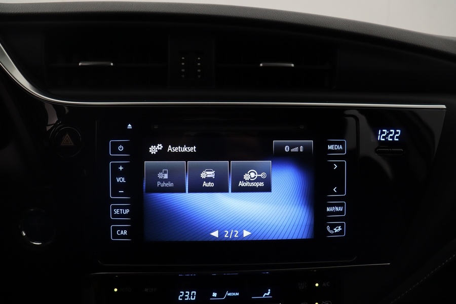 Toyota Auris vaihtoauto