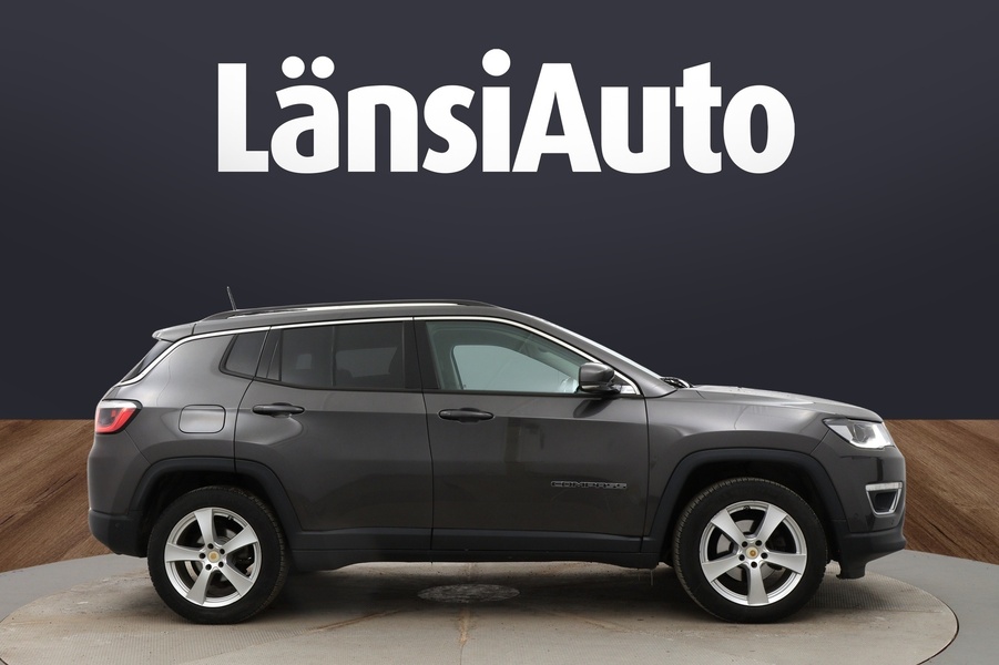 Jeep Compass vaihtoauto