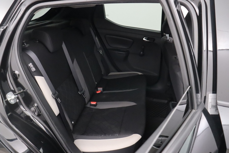 Nissan Micra vaihtoauto