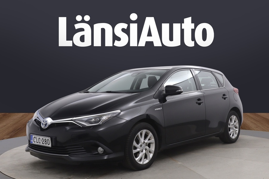 Toyota Auris vaihtoauto