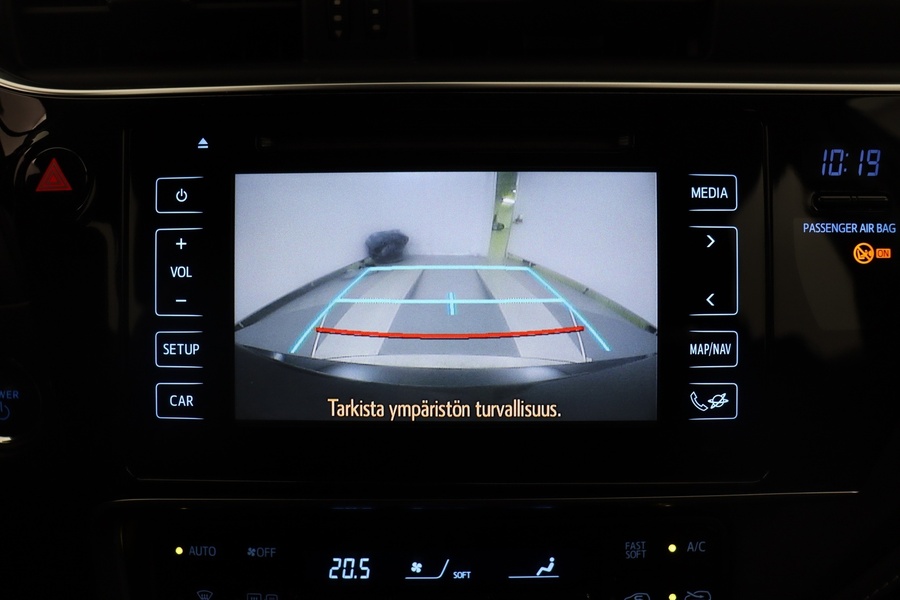 Toyota Auris vaihtoauto