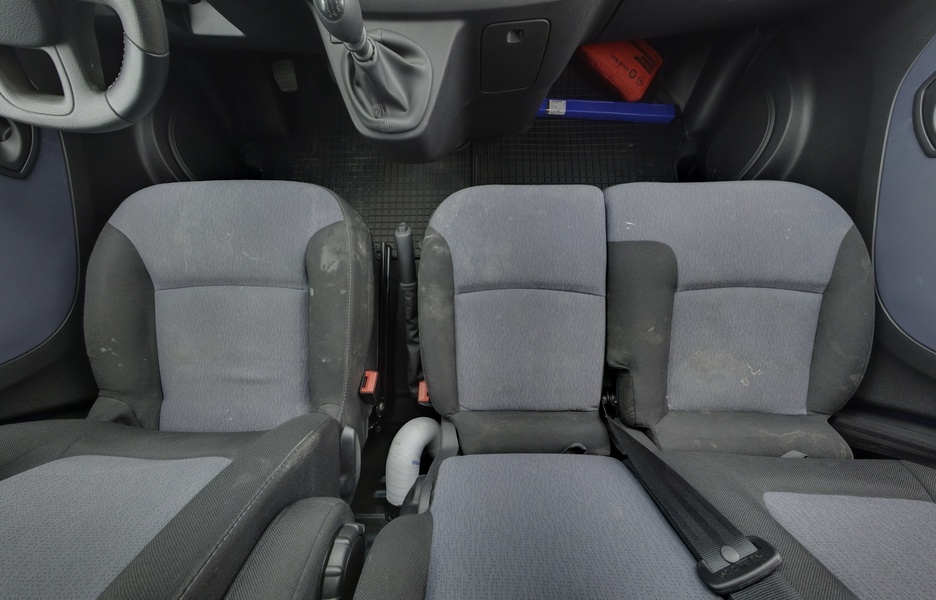 Opel Vivaro vaihtoauto