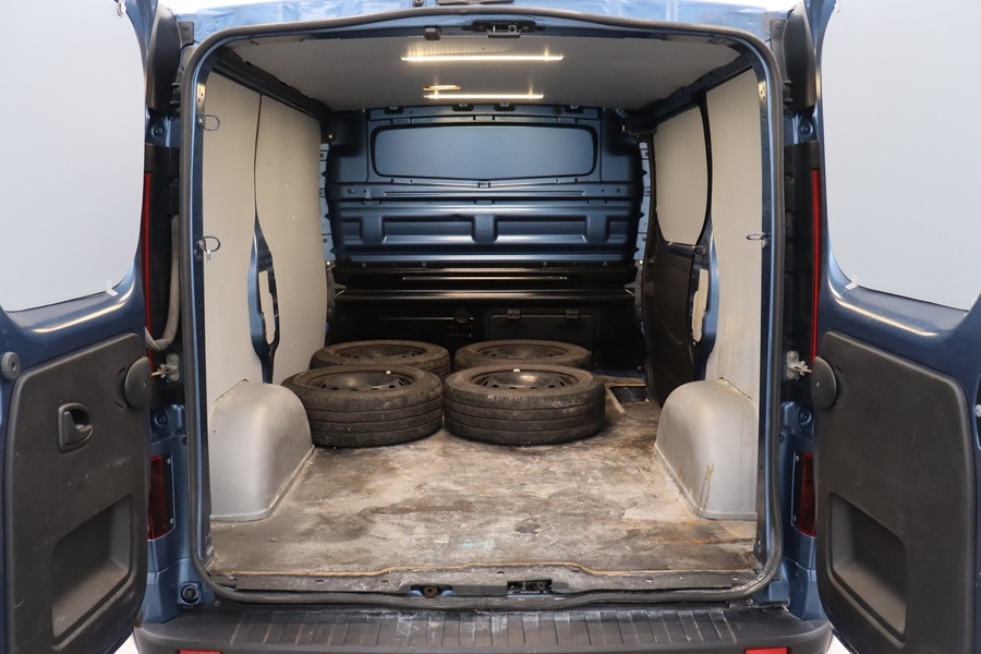 Opel Vivaro vaihtoauto