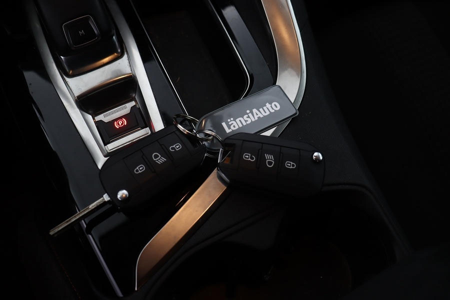 Peugeot 5008 vaihtoauto