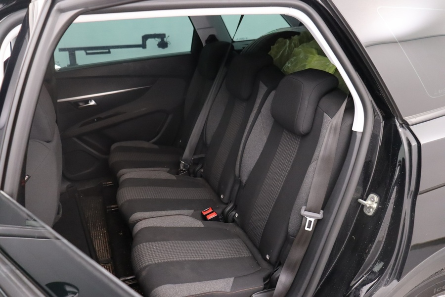 Peugeot 5008 vaihtoauto