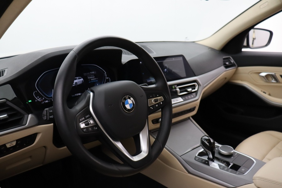 BMW 330 vaihtoauto