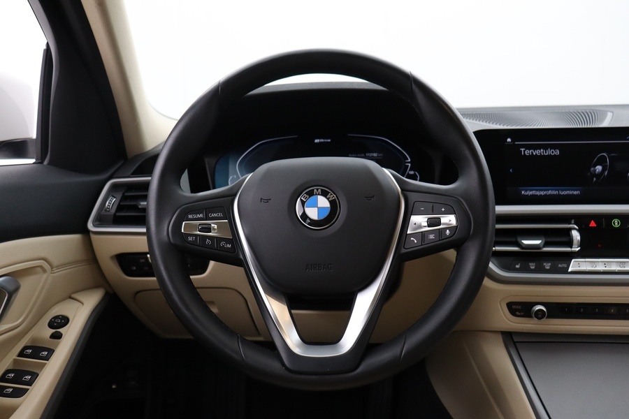 BMW 330 vaihtoauto