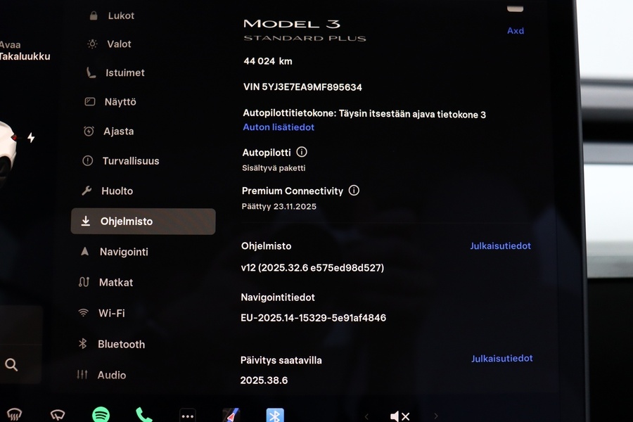 Tesla Model 3 vaihtoauto
