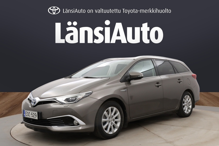 Toyota Auris vaihtoauto