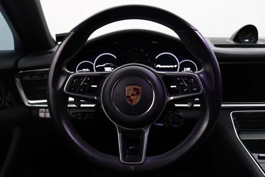 Porsche Panamera vaihtoauto