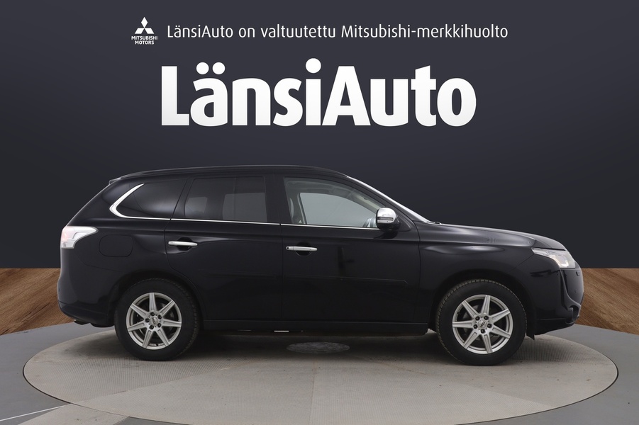Mitsubishi Outlander PHEV vaihtoauto