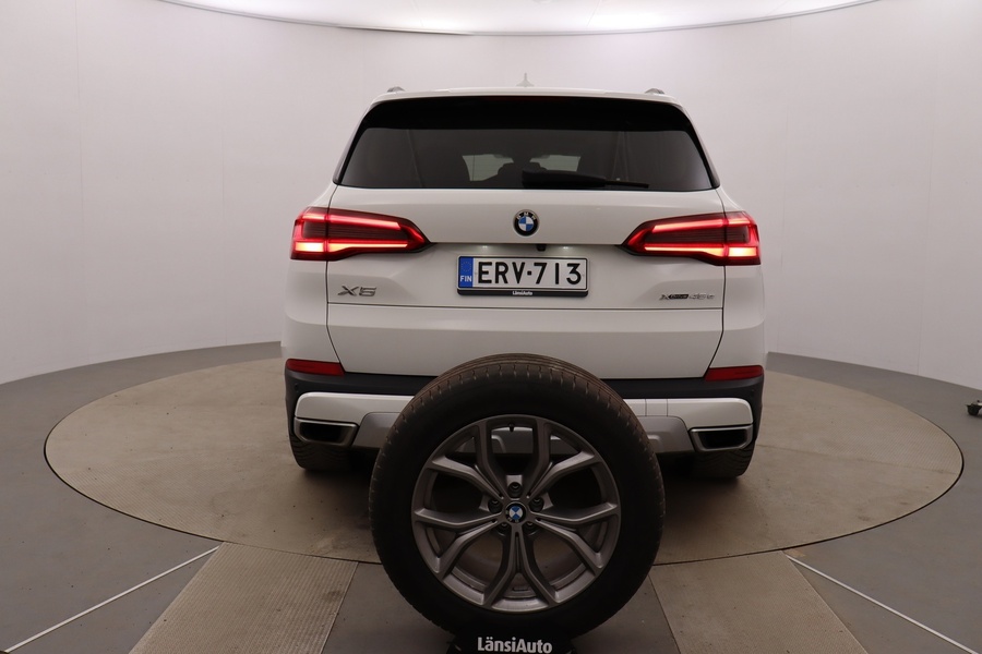 BMW X5 vaihtoauto