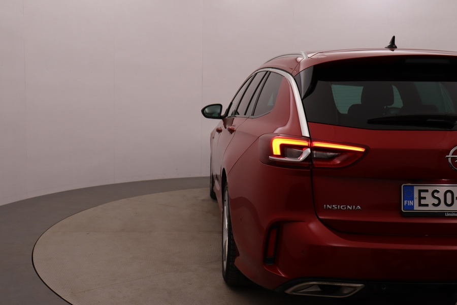 Opel Insignia vaihtoauto