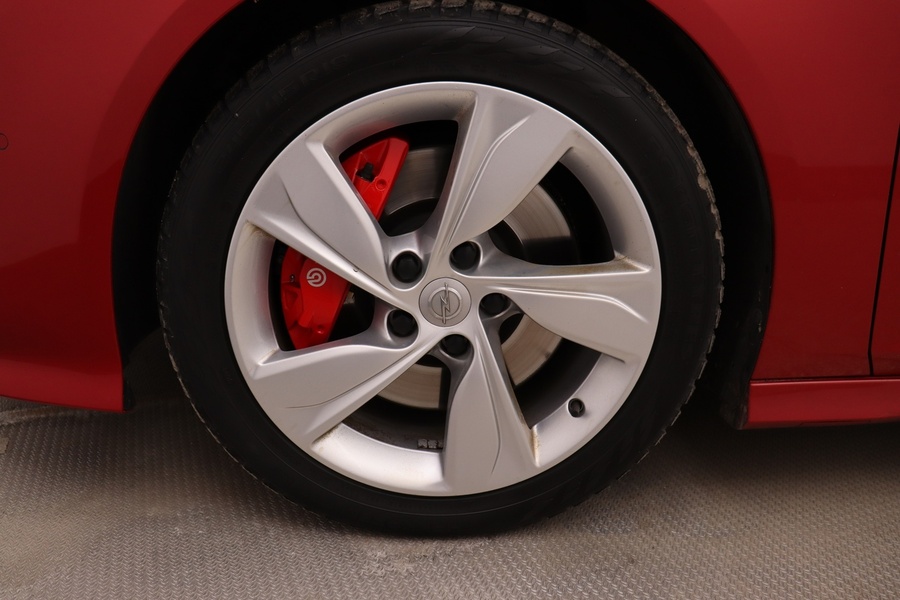 Opel Insignia vaihtoauto