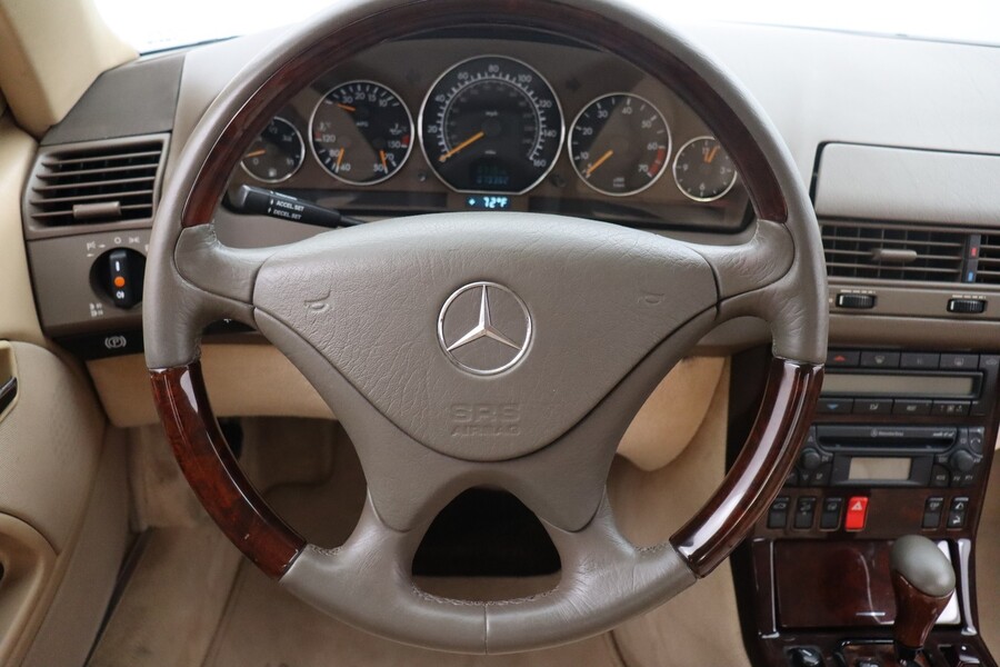Mercedes-Benz SL vaihtoauto