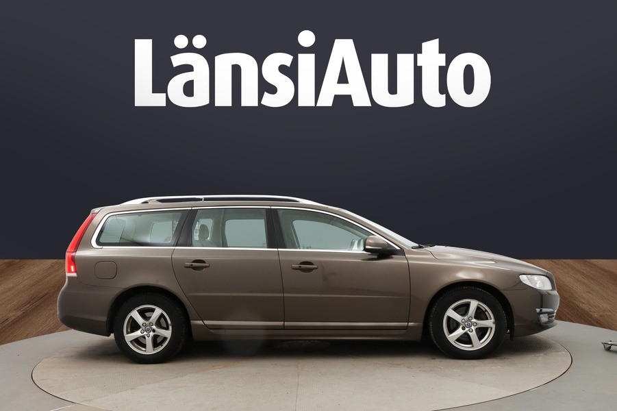 Volvo V70 vaihtoauto