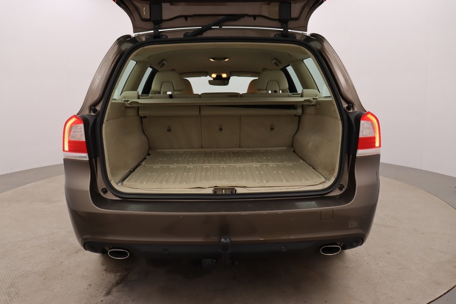 Volvo V70 vaihtoauto