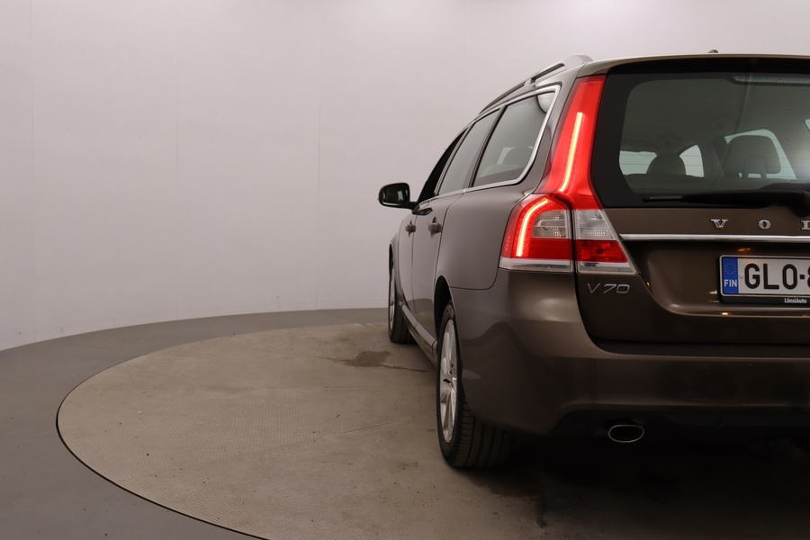 Volvo V70 vaihtoauto