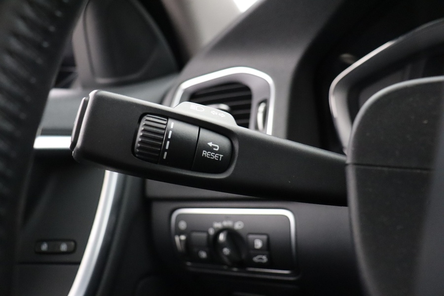 Volvo V60 Cross Country vaihtoauto