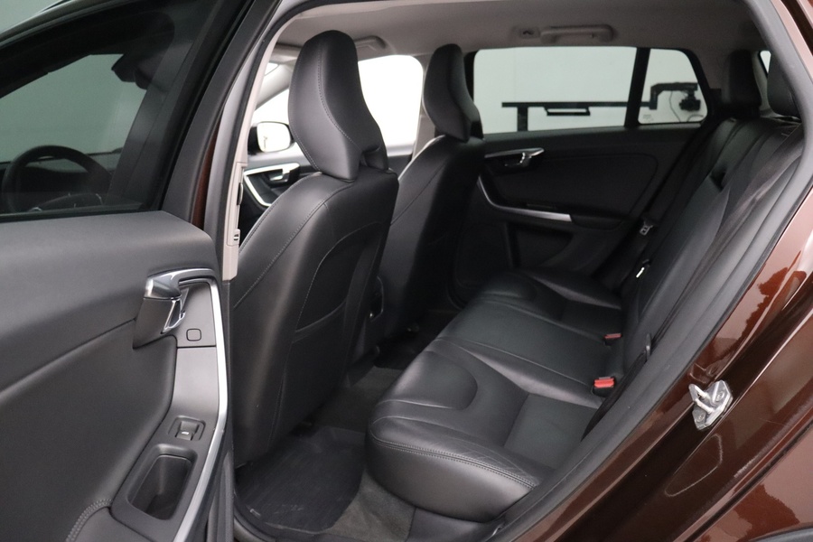 Volvo V60 Cross Country vaihtoauto