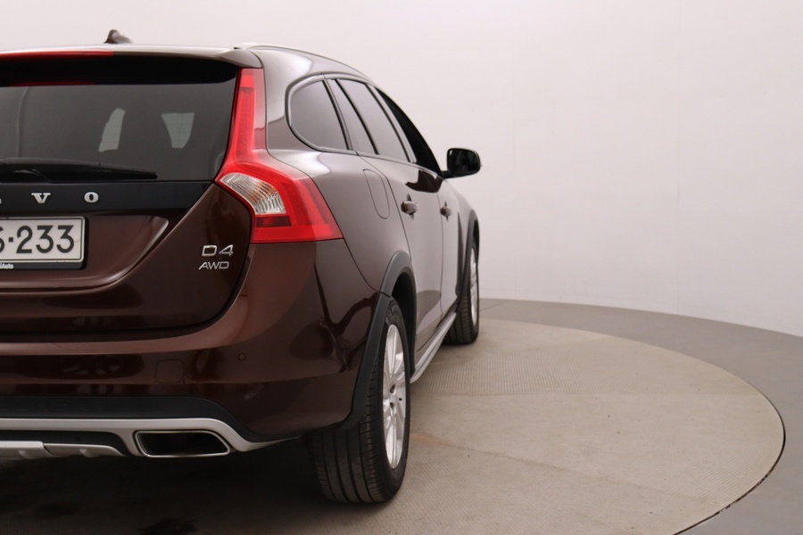 Volvo V60 Cross Country vaihtoauto