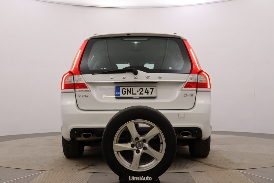 Volvo V70 vaihtoauto