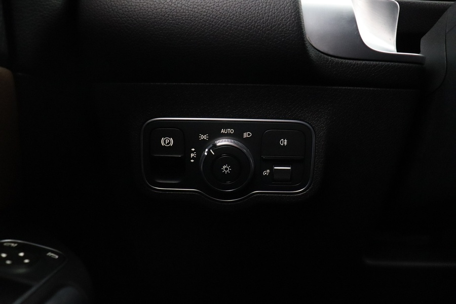 Mercedes-Benz GLB vaihtoauto