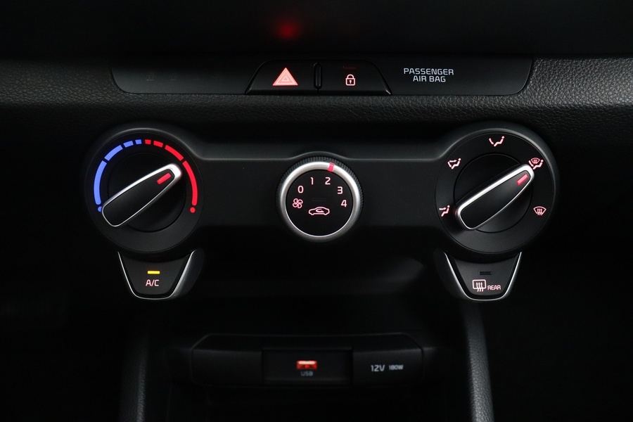 Kia Stonic vaihtoauto